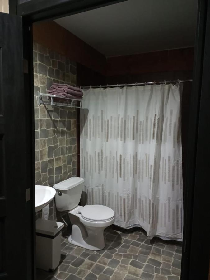 Hostal La Minga Chaiten Luaran gambar